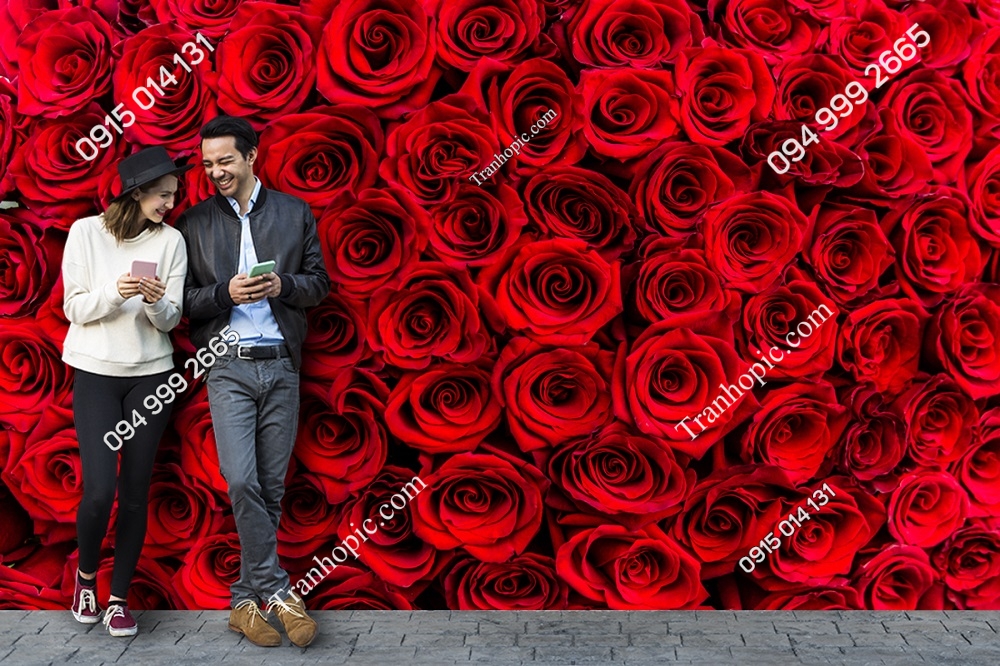 Tranh dán tường hoa hồng đỏ sẽ làm cho phòng của bạn trở nên đẹp và lãng mạn hơn bao giờ hết. Tưởng tượng phải lòng của bạn được thể hiện bằng những cánh hoa đỏ thân yêu. Hãy để Tranh dán tường hoa hồng đỏ trở thành điểm nhấn cho không gian sống của bạn.