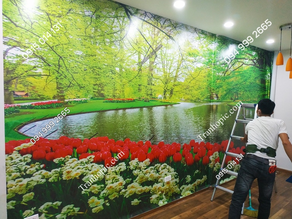 Thi công tranh dán tường hồ hoa phòng ăn
